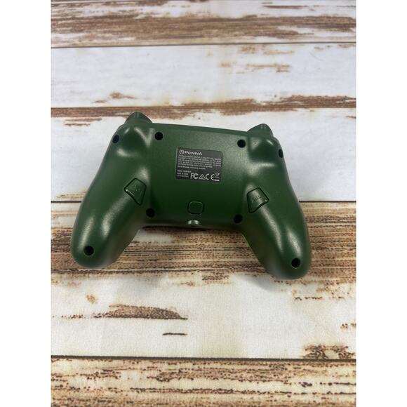 PowerA Wired Controller for Nintendo Switch Link Hyrule (1513075-01) - Picture 6 of 6